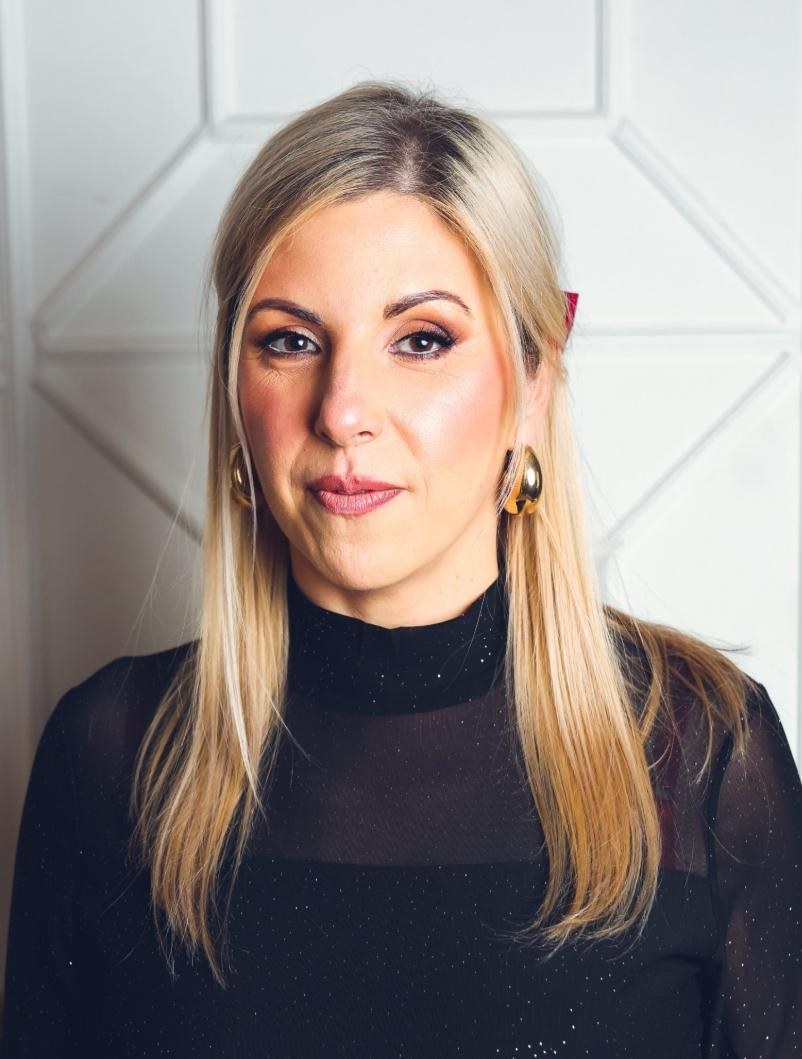 Dina Belean, Chief Operating Officer